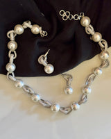 Noor Link Pearl Set