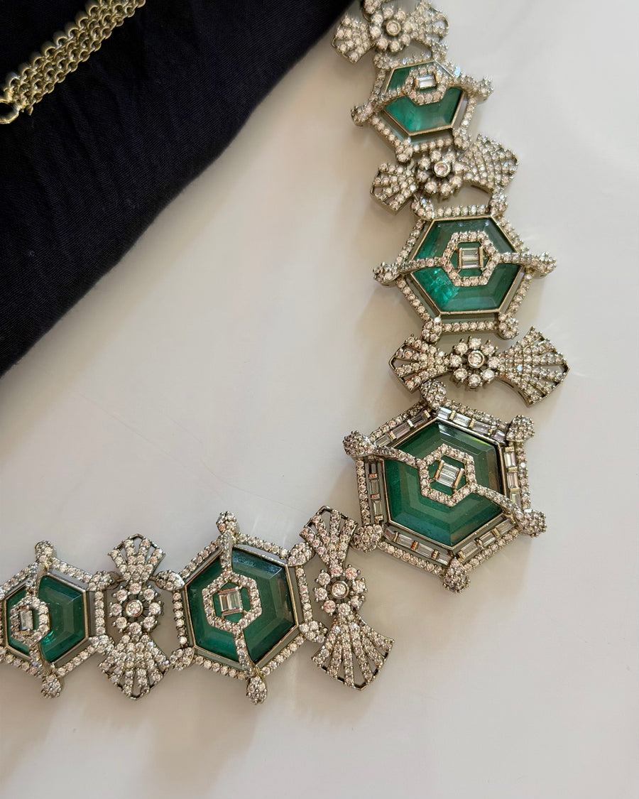 Veya Emerald Set